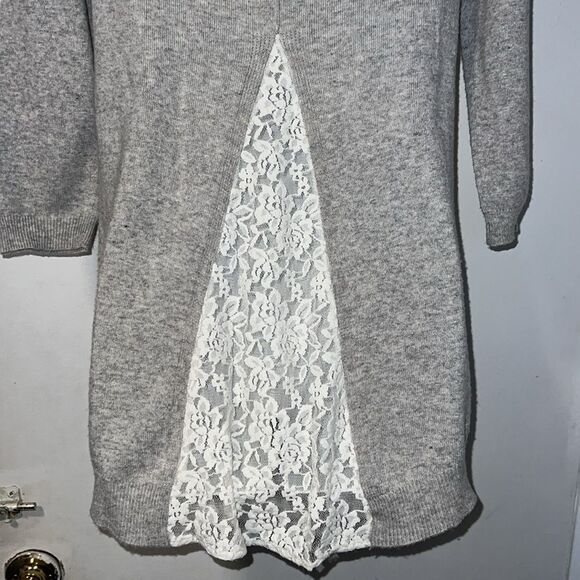 THE LIMITED Grey 3/4 Sleeve Lace Back Sweater-XS - Picture 7 of 10